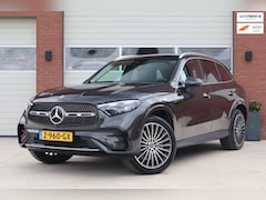 Mercedes-Benz GLC-klasse - 300e 4MATIC AMG Line Panoramadak - Burmester - Wegklapbare trekhaak - 360 view - Keyless