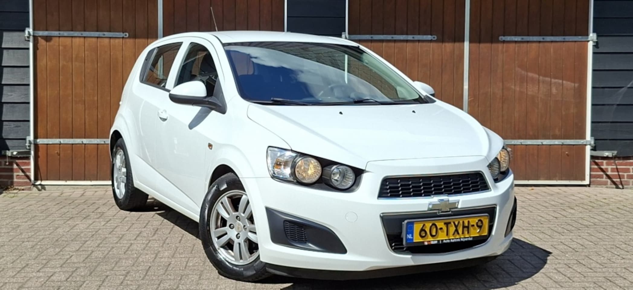Chevrolet Aveo - 1.4 LT | Dealer onderhouden | Bluetooth | Trekhaak | Automaat | - AutoWereld.nl