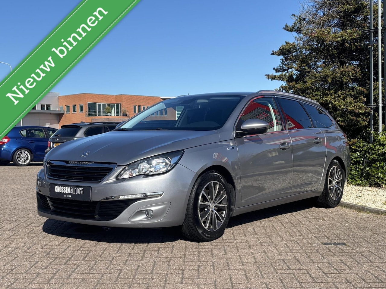 Peugeot 308 SW - 1.2 PureTech Style 1.2 PureTech Style, Airco, Cruise, Trekhaak! - AutoWereld.nl