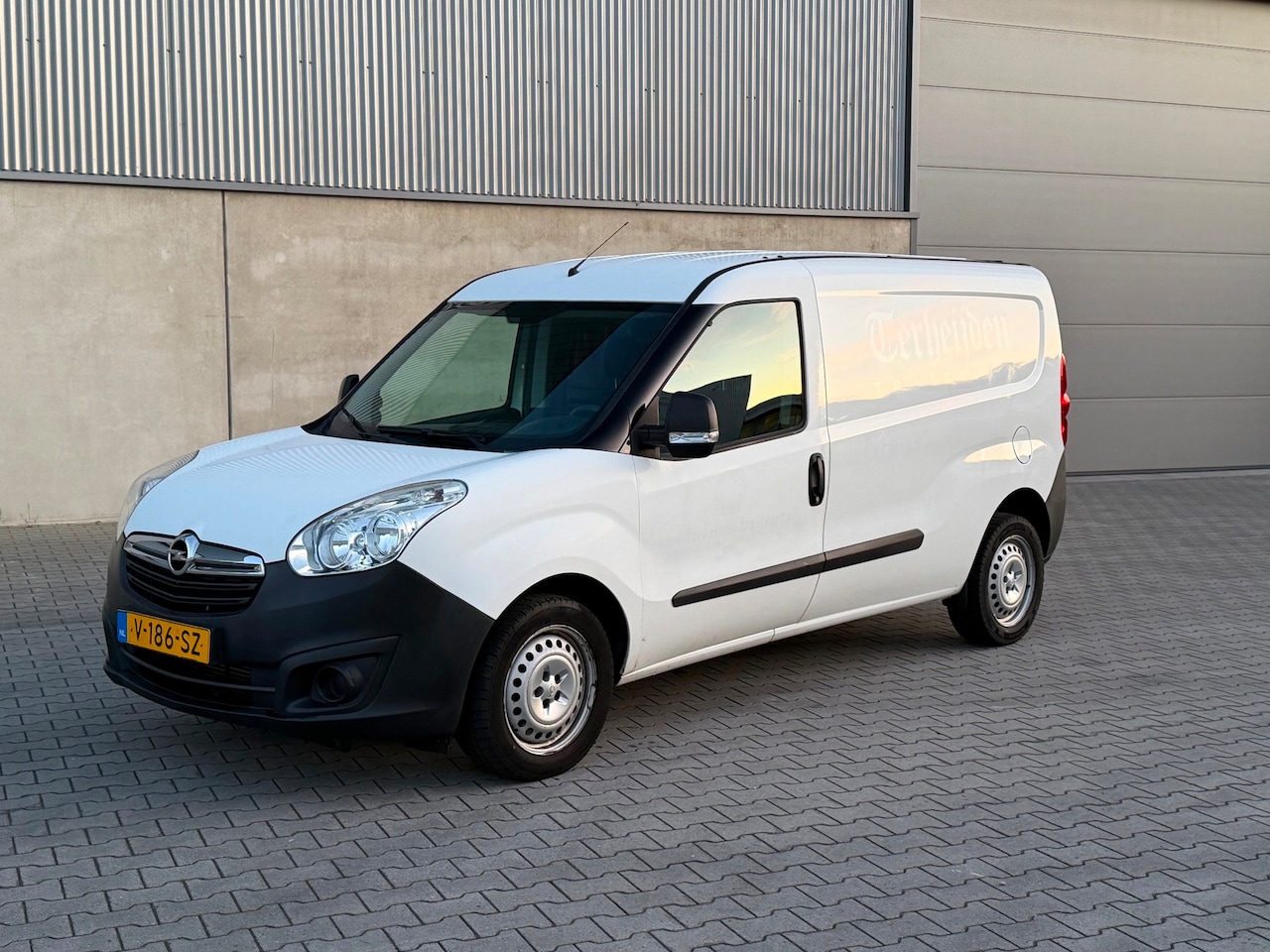 Opel Combo - 1.3 CDTi L2H1 Edition 89.000 KM NAP+VERLENGD+AIRCO+PDC+RADIO USB AUX+ZIJ SCHUIFDEUR - AutoWereld.nl