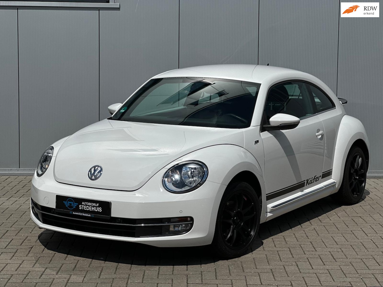 Volkswagen Beetle - 1.2 TSI Desige R CarPlay l Cruisecontrol - AutoWereld.nl