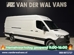 Mercedes-Benz Sprinter - 317 CDI 170pk L3H2 Euro6 Airco | Apple Carplay | Android Auto | Trekhaak Bijrijdersbank