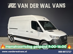 Mercedes-Benz Sprinter - 211CDI L2H2 Euro6 Airco | Trekhaak | Camera Bijrijdersbank