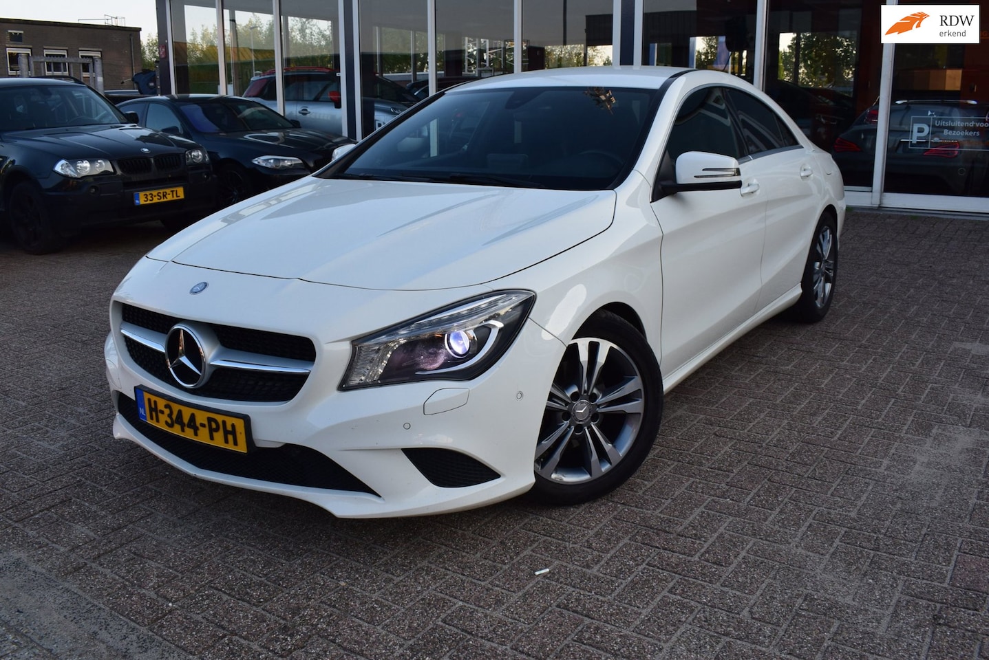 Mercedes-Benz CLA-Klasse - 180 Prestige | HALF LEDER | NAVI | CLIMATE CONTROL |CRUISE CONTROL |STOELVERWARMING | ACHT - AutoWereld.nl