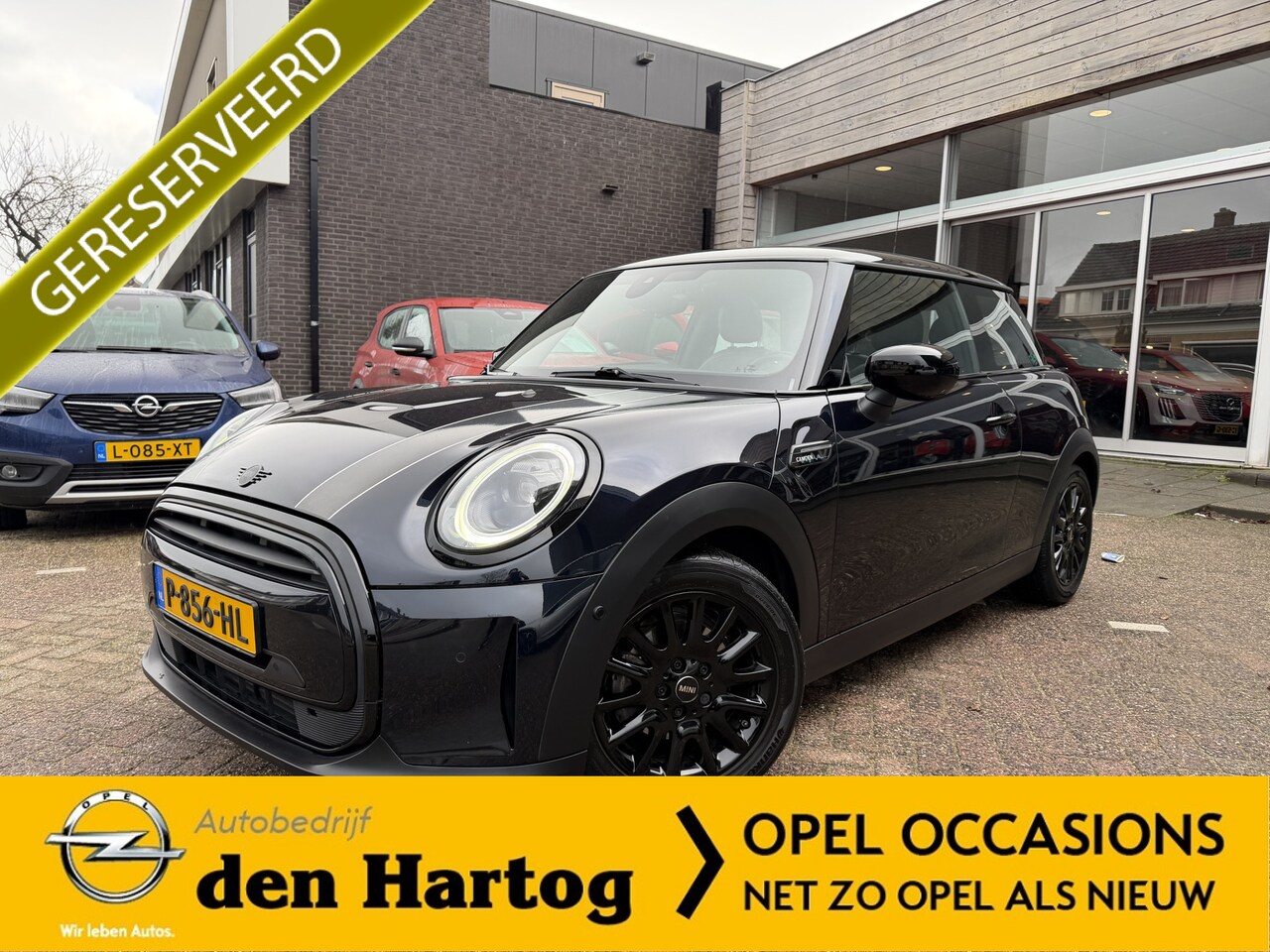 MINI Cooper - Mini 1.5 Camden Plus Edition Automaat Navi/Panoramadak/Leder/Camera - AutoWereld.nl