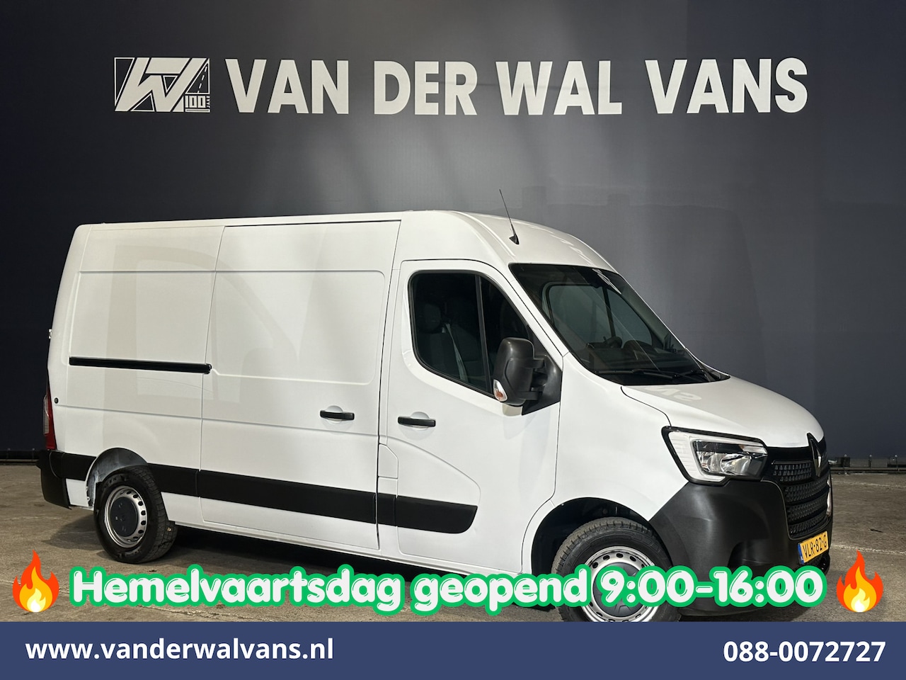 Renault Master - 2.3 dCi 136pk L2H2 Euro6 Airco | Camera | Cruisecontrol | 2500kg Trekhaak | Parkeersensore - AutoWereld.nl