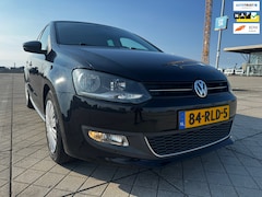 Volkswagen Polo - 1.2 TSI Highline CRUISE CLIMA CARPLAY NAP