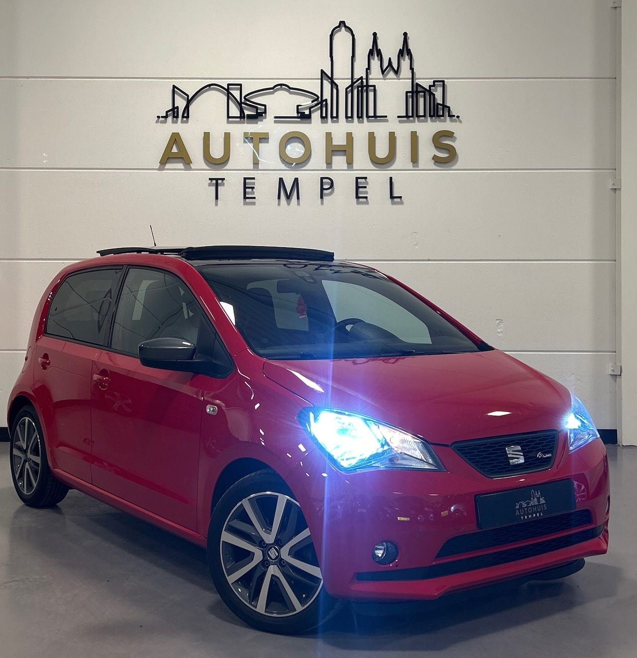 SEAT Mii - 1.0 FR Connect Nap Automaat Fr Line Pdc Panoramadak Leder 5Deurs Stoelverwarming Lm Velgen - AutoWereld.nl