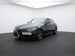 Alfa Romeo Giulia - 2.0 Super 200PK Leder l Carplay l Camera l Winterpakket | Memory