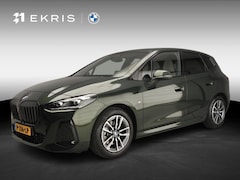 BMW 2-serie Active Tourer - 220i | M-Sportpakket | LED | Leder | HUD | Elektr. zetels | Sportstoelen | Stoelverwarming