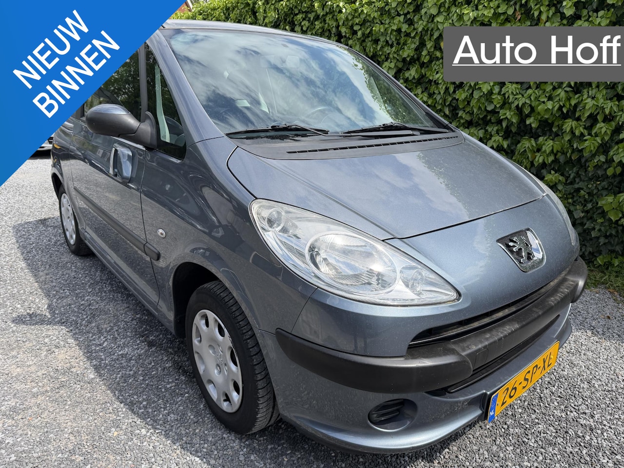 Peugeot 1007 - 1.4 Urban | Elekt. Ramen | Trekhaak | APK tot 01-04-2027! - AutoWereld.nl