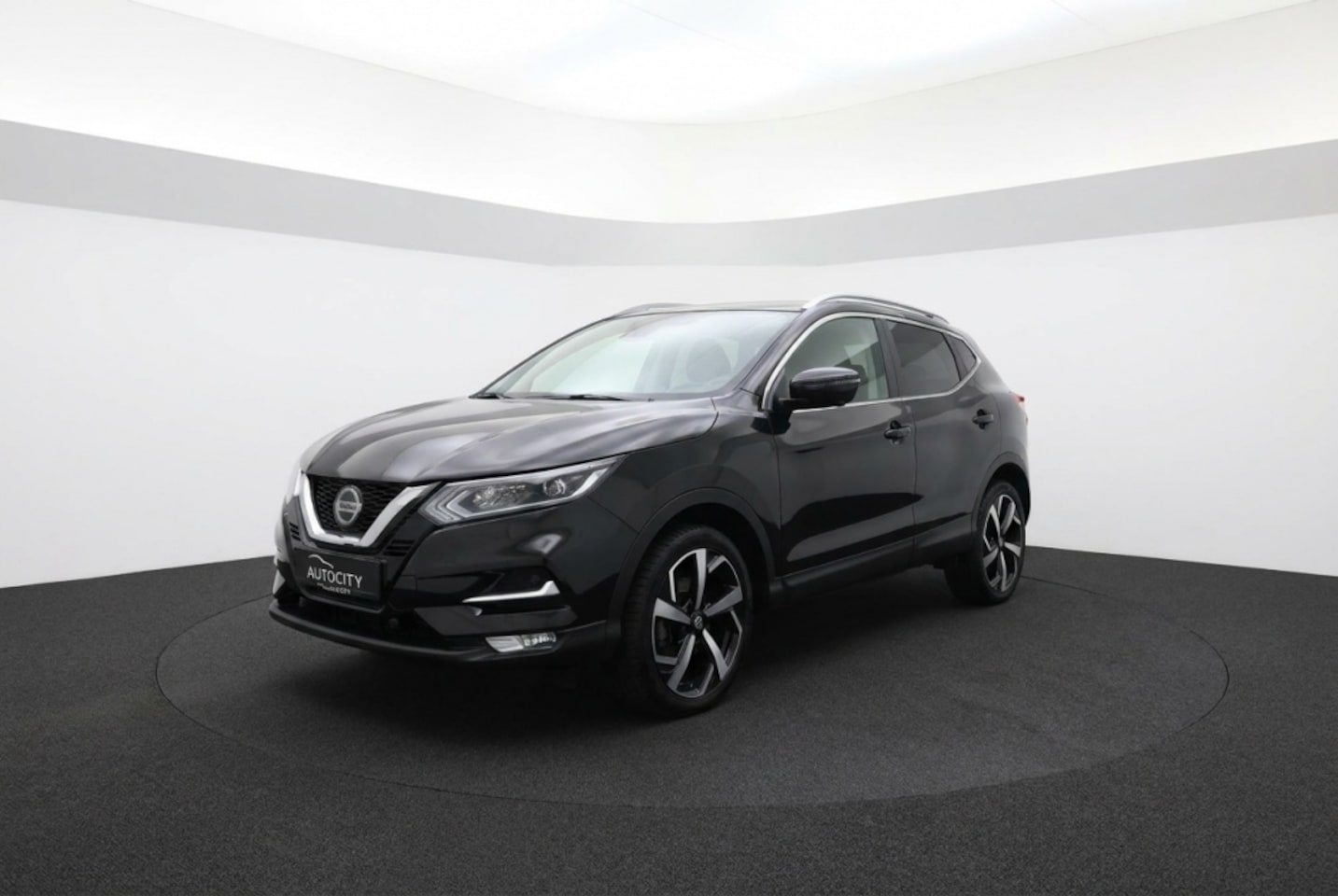 Nissan Qashqai - 1.3 DIG-T Tekna + Leder l Pano l 360 camera VOL OPTIES - AutoWereld.nl