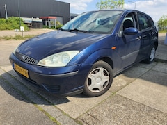 Ford Focus - 1.6-16V Ambiente 5-DRS|AIRCO|NAP|2004