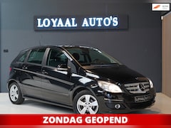 Mercedes-Benz B-klasse - 180 | |AUTOMAAT | NAVI | AIRCO | CRUISE | PDC | APK|