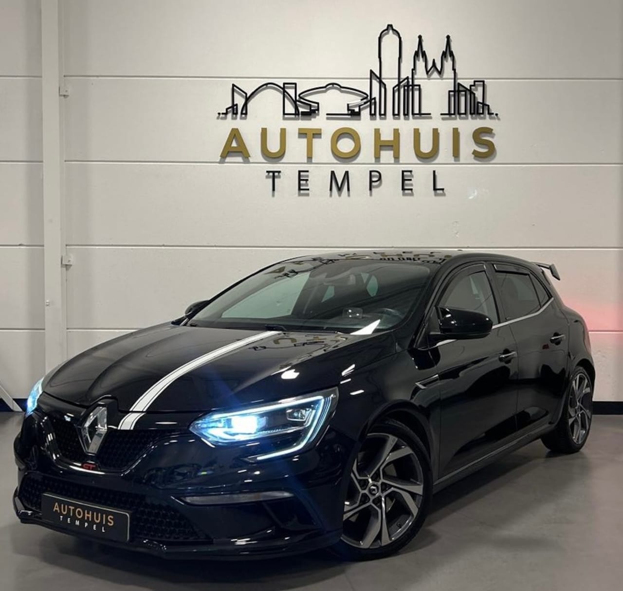 Renault Mégane - 1.6 TCe GT Airco Cruise Climate Stoelverw Head Up 18Inch Sfeer Keyless Kuipstoelen - AutoWereld.nl