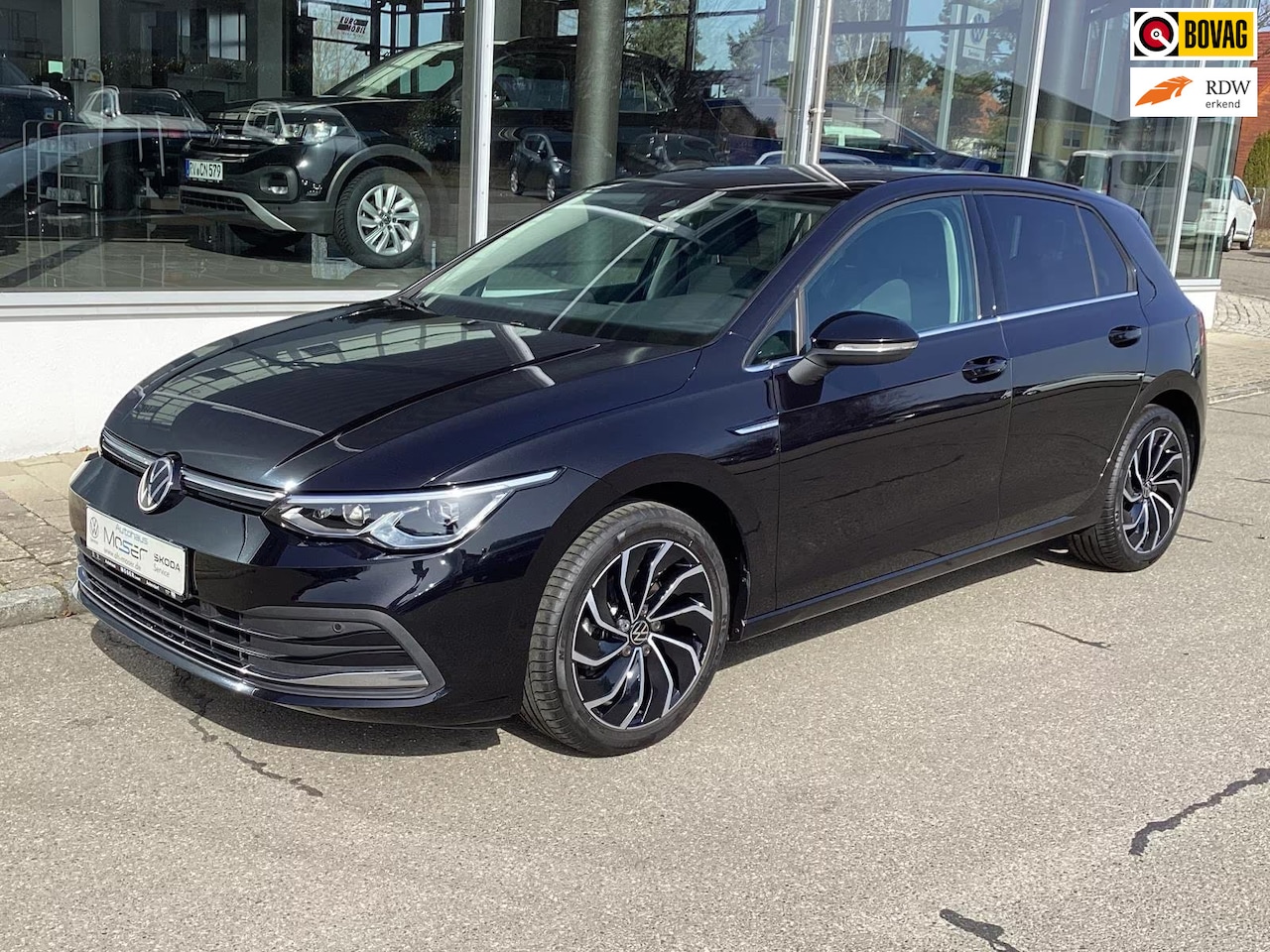 Volkswagen Golf - 1.5 TSI Style |Camera|Alcantara|Stoelverwarming - AutoWereld.nl