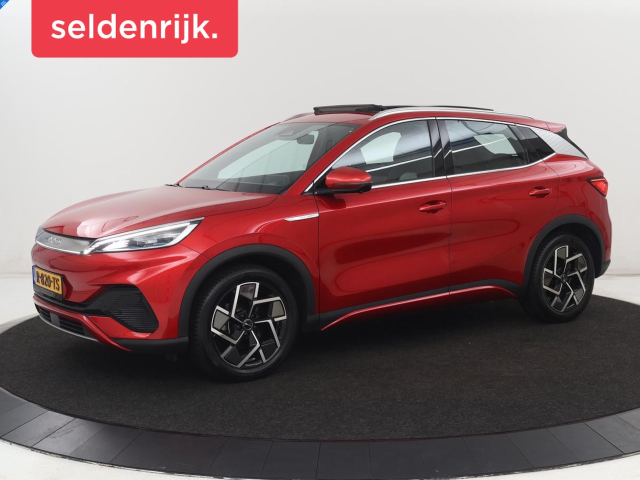 BYD Atto 3 - Comfort 60 kWh | Panoramadak | Warmtepomp | Leder | Stoelverwarming | 360 Camera | Carplay - AutoWereld.nl