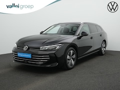 Volkswagen Passat Variant - 1.5 eHybrid 204 pk Business | Trekhaak | Head-up display | Stuur-/stoelverwarming | Achter