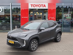Toyota Yaris Cross - 1.5 HYBRID 115 DYNAMIC STUUR/STOELVERWARMING KEYLESS PRIVACY-GLASS 17"LM-VELGEN APPLE/ANDR