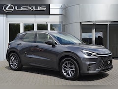 Lexus LBX - 2WD STOELVERW STUURVERW PARK-SENSOR BLIND-SPOT CARPLAY LENDESTEUN