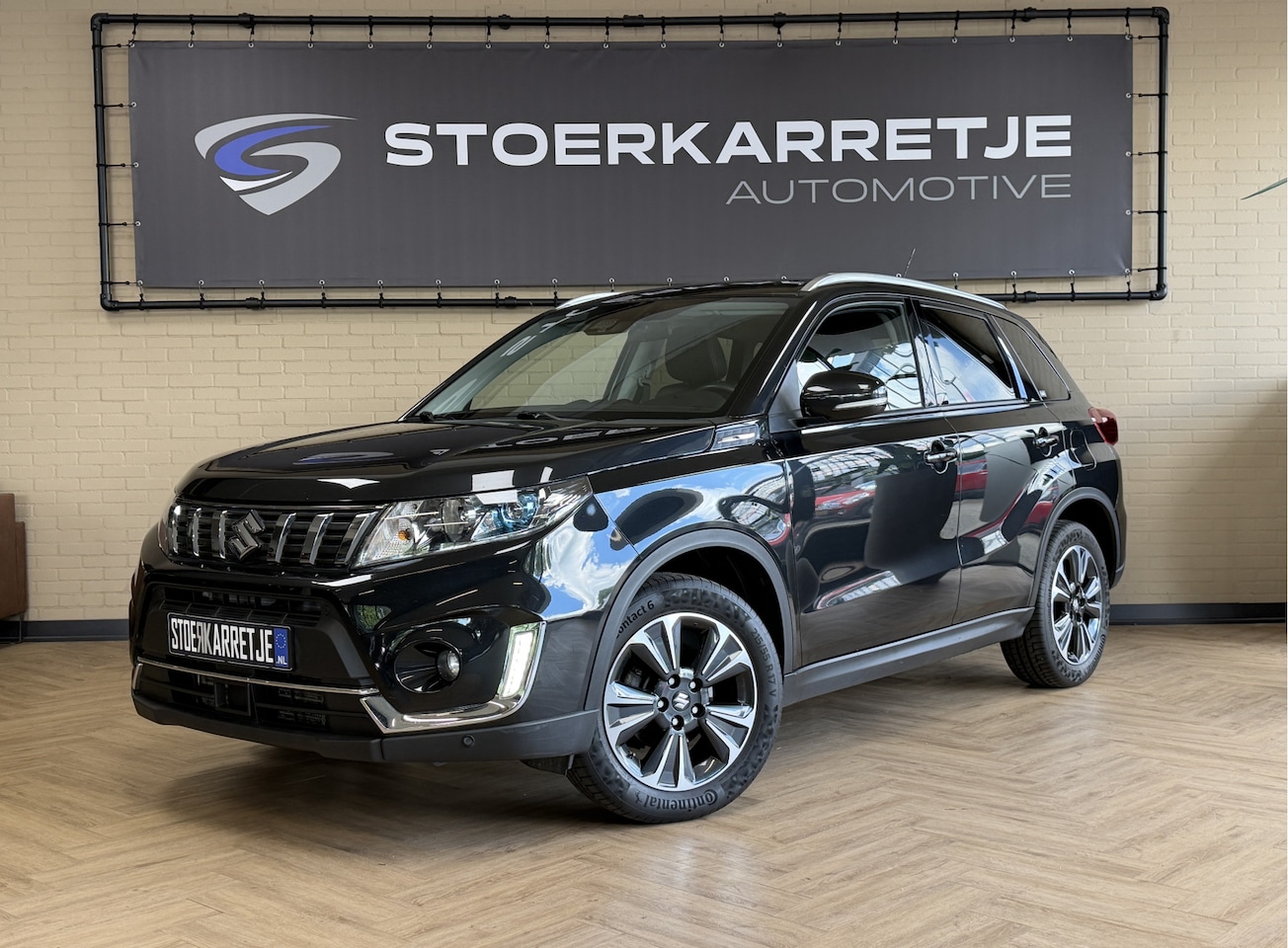 Suzuki Vitara - 1.4 Boosterjet AllGrip Comfort | Trekhaak | Pano | 17" | Carplay | Camera | ACC | Dodehoek - AutoWereld.nl