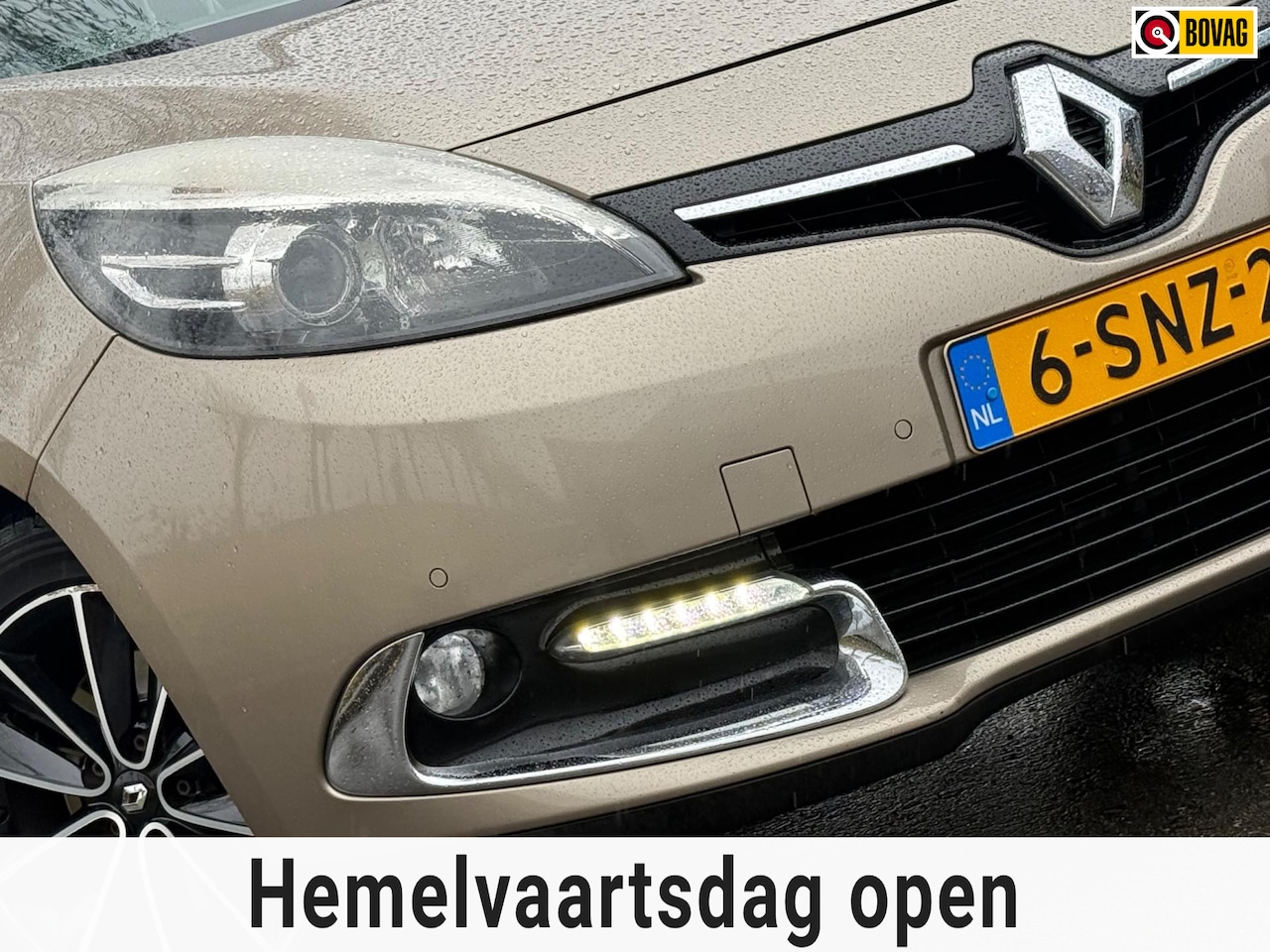 Renault Scénic - 1.2 TCe 130pk Bose - Brun Acajou - Nav/Cruise/Clima - AutoWereld.nl