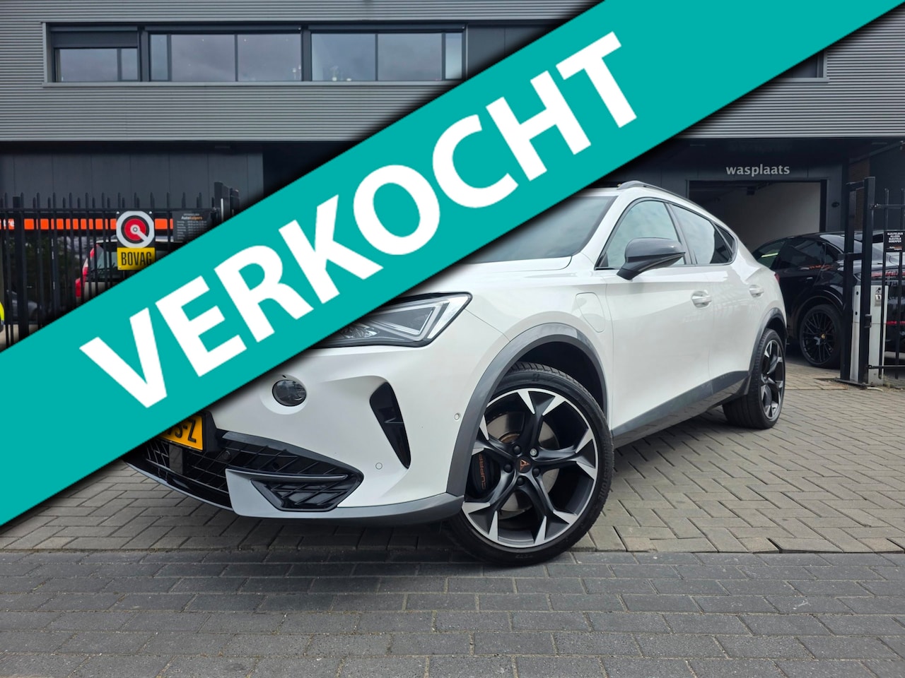 CUPRA Formentor - 1.4 e-Hybrid VZ Performance | Met o.a. achteruitrijcamera, lane-assist, navigatie & stoel- - AutoWereld.nl