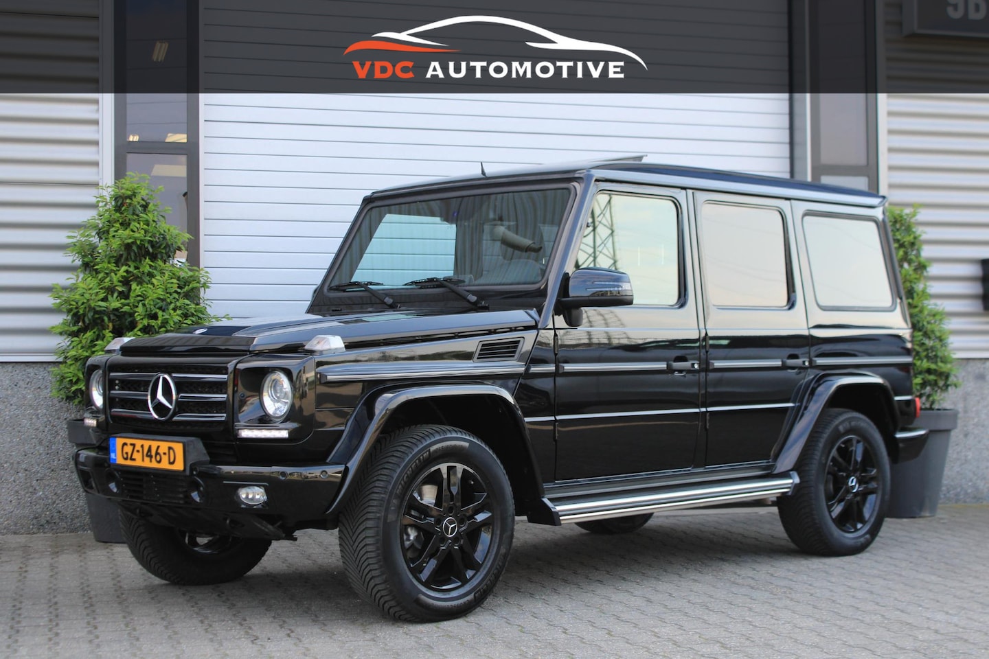 Mercedes-Benz G-klasse - 350 Bluetec Designo | Trekhaak | Distronic | HarmanKardon | LED | Camera | Sfeerverlichtin - AutoWereld.nl