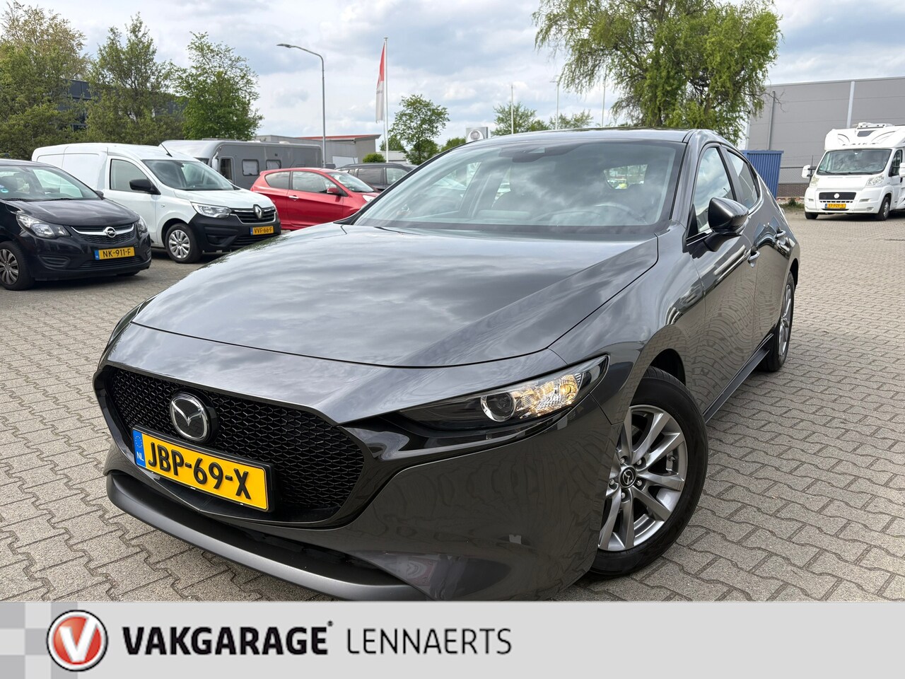 Mazda 3 - 2.0 e-SkyActiv-G M Hybrid 122 (RIJKLAARPRIJS/BOVAG) - AutoWereld.nl