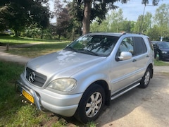 Mercedes-Benz M-klasse - ML 270 CDI GRIJSKENTEKEN YOUNGTIMER