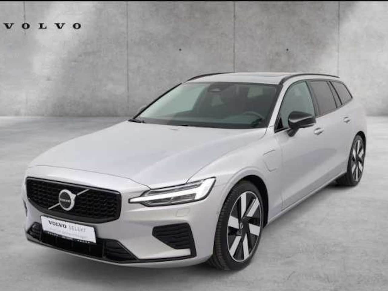 Volvo V60 - 2.0 T8 Plug-in hybrid AWD Plus Dark ** LEDER, PANO, 360gr, 19-inch LMV, WINTER, MEMORY ** - AutoWereld.nl