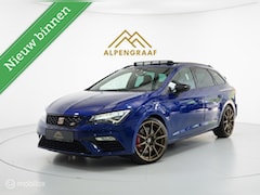 SEAT Leon ST - 2.0 TSI CUPRA 300 4DRIVE |Schaalstoelen|Panoramadak|Camera|Carplay|Upgrade Proffesional|au