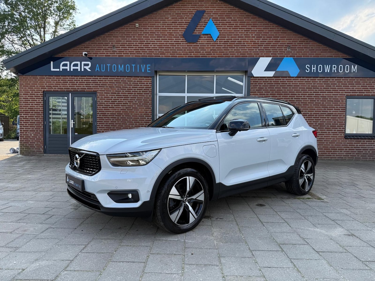 Volvo XC40 - 1.5 T5 262PK Recharge PHEV R-Design Navi | 360° Camera | Auto Pilot | Harman Kardon | Memo - AutoWereld.nl