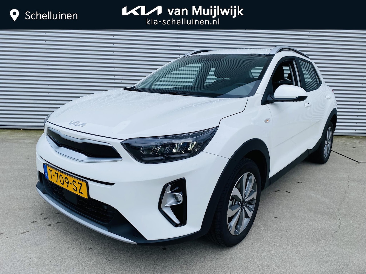Kia Stonic - 1.0 T-GDi MHEV DynamicLine 120pk | Trekhaak | 16inch LM velgen - AutoWereld.nl