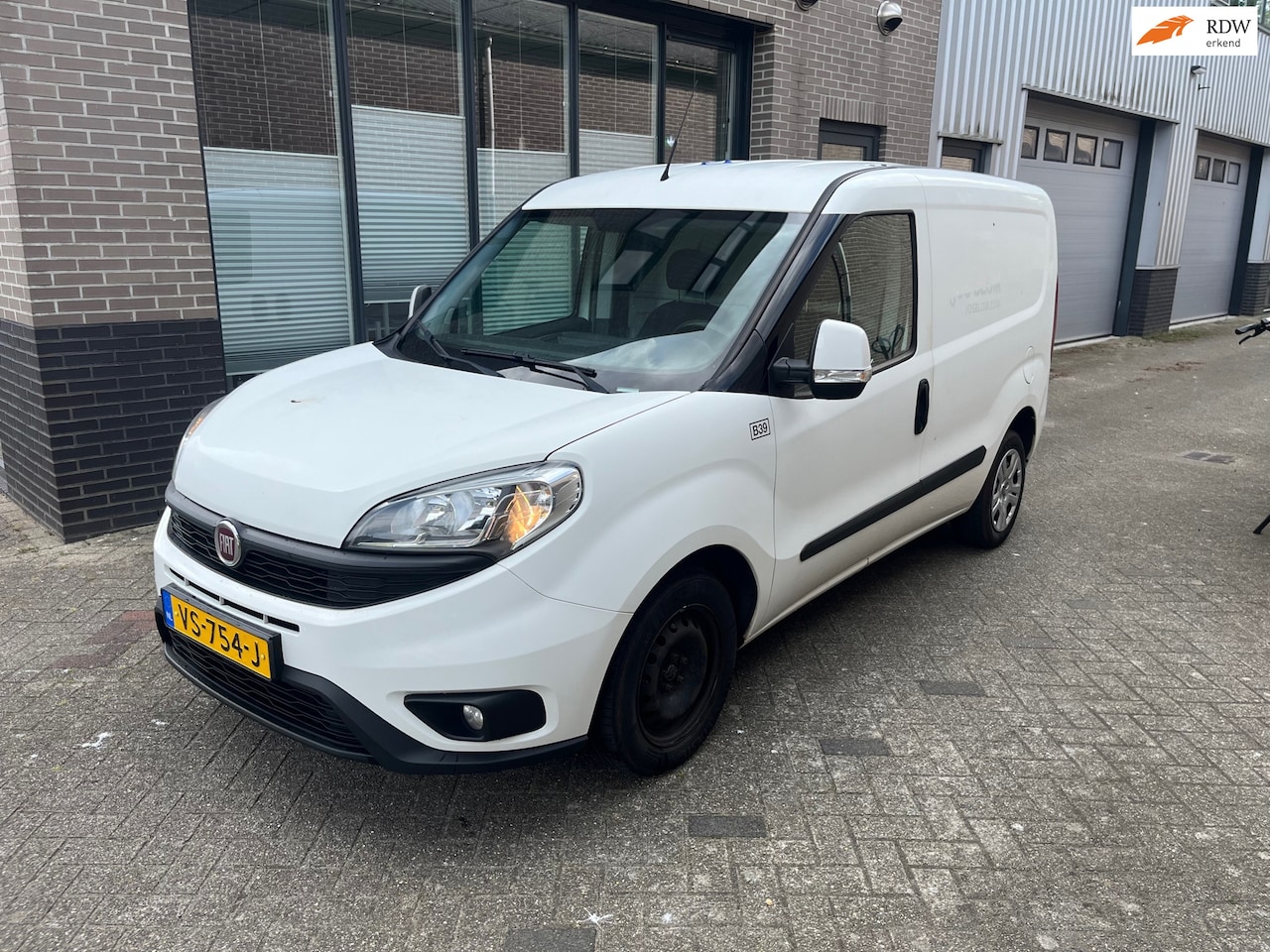Fiat Doblò Cargo - 1.3 MJ L1H1 SX! 144 DKM NAP! Airco! - AutoWereld.nl