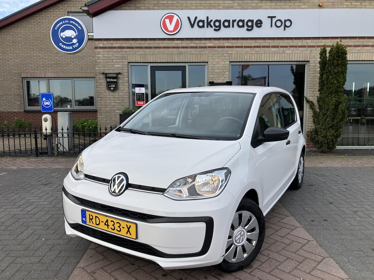 Volkswagen Up! - 1.0 BMT | Airco | Elek. ramen | NAP - AutoWereld.nl