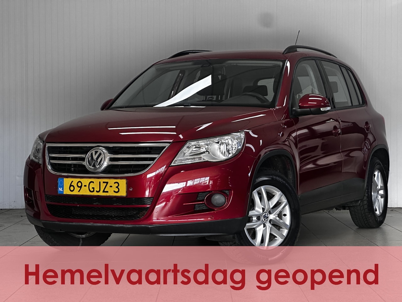 Volkswagen Tiguan - 1.4 TSI Comfort&Design 4Motion/ D-Ketting verv: 164.000 KM!/ 2000 KG Trekgewicht!/ 16'' LM - AutoWereld.nl
