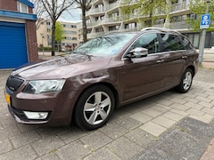 Skoda Octavia Combi - 1.6 TDI Greenline Businessline NW APK