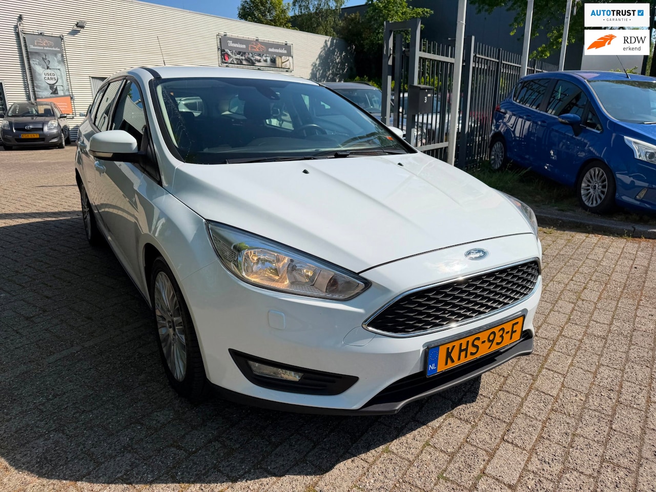 Ford Focus Wagon - 1.0 Titanium 125 pk 2017 nwe apk t/m 08-05-2027, airco, cruise, elec pakket trekhaak, navi - AutoWereld.nl