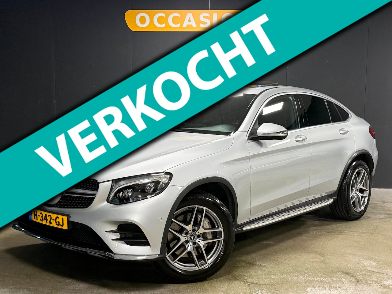 Mercedes-Benz GLC-klasse Coupé - 250 4MATIC Business Solution AMG|KANTELDAK|CAMERA|DODEHOEK|STOELV|TREKHAAK|LED|KEYLESS|ACC - AutoWereld.nl