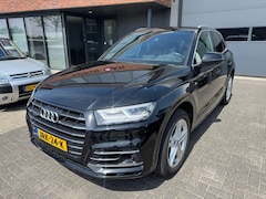 Audi Q5 - 55 TFSI e quattro Competition ACC CAMERA CARPLAY LEER STOELVERWARMING