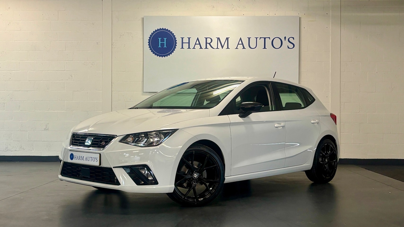 SEAT Ibiza - 1.0 TSI FR 116pk Navi / LED / Cruise / Clima / Carplay / "17" - AutoWereld.nl
