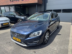 Volvo V60 - 2.4 D6 AWD Plug-In Hybrid TREKHAAK XENON LEDER DEALER OH NAP