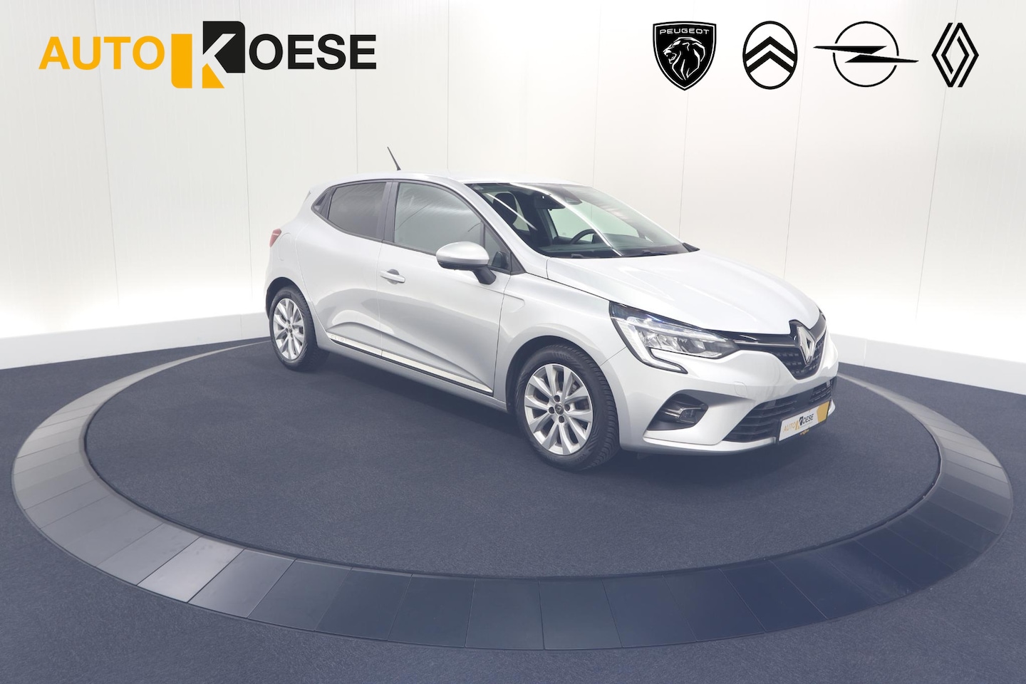 Renault Clio - TCe 100 Limited | Stoelverwarming | Apple Carplay | Parkeersensoren - AutoWereld.nl