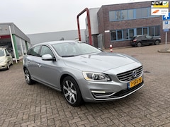Volvo V60 - 2.4 D6 AWD Plug-In Hybrid Summum|NAP|NAVI|PDC|