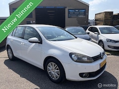 Volkswagen Golf - 1.6 TDI Highline BlueMotion