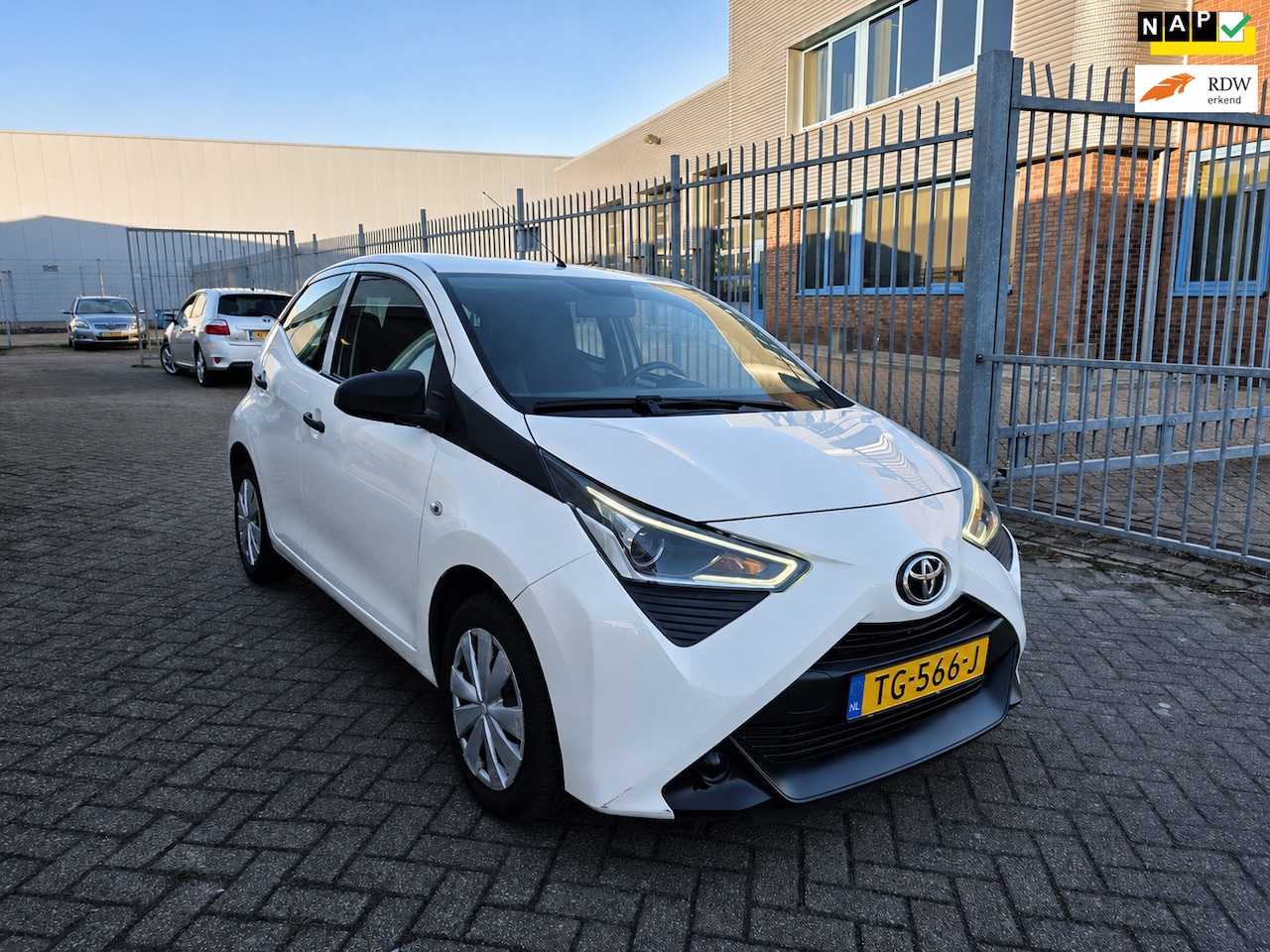Toyota Aygo - 1.0 VVT-i x-fun|AIRCO|BT|dealer onderhouden - AutoWereld.nl