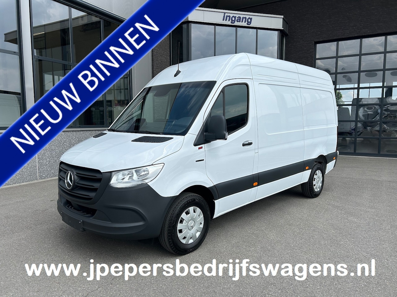 Mercedes-Benz eSprinter - 320 L2 H2 Pro 81kWh / Snel laden 115Kw / Trekhaak / MBUX / Navigatie / Camera / Cruise con - AutoWereld.nl