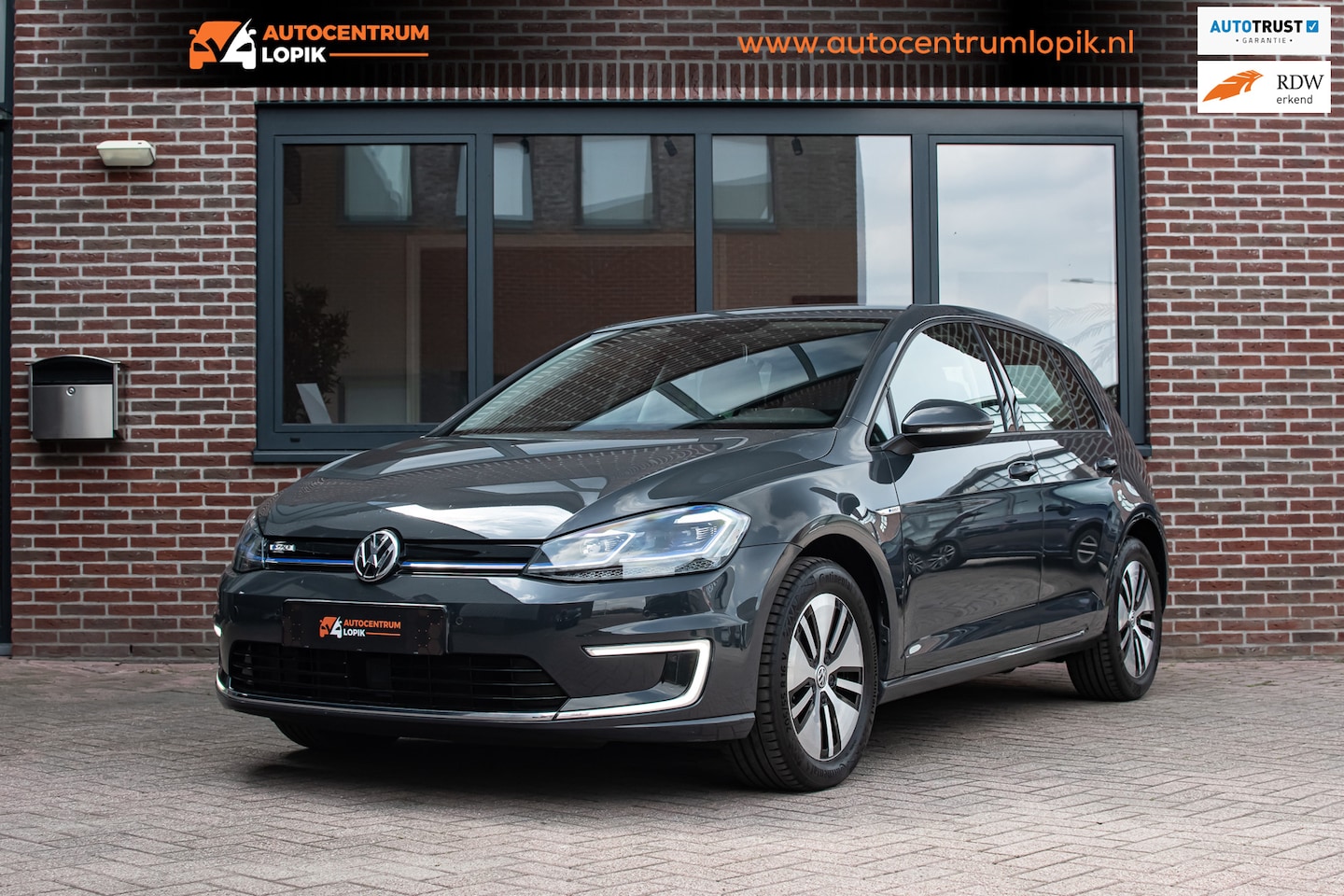 Volkswagen e-Golf - E-Golf ACC/Carplay/Park Pilot - AutoWereld.nl