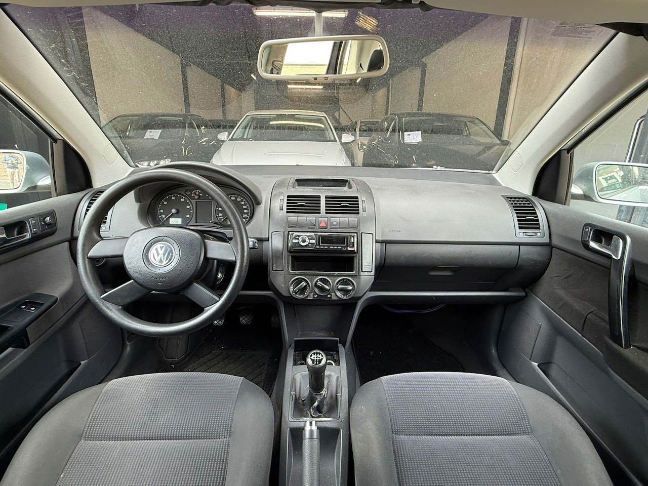 Volkswagen Polo - 1.4-16V Comfortline Airco | Trekhaak 2003 - AutoWereld.nl